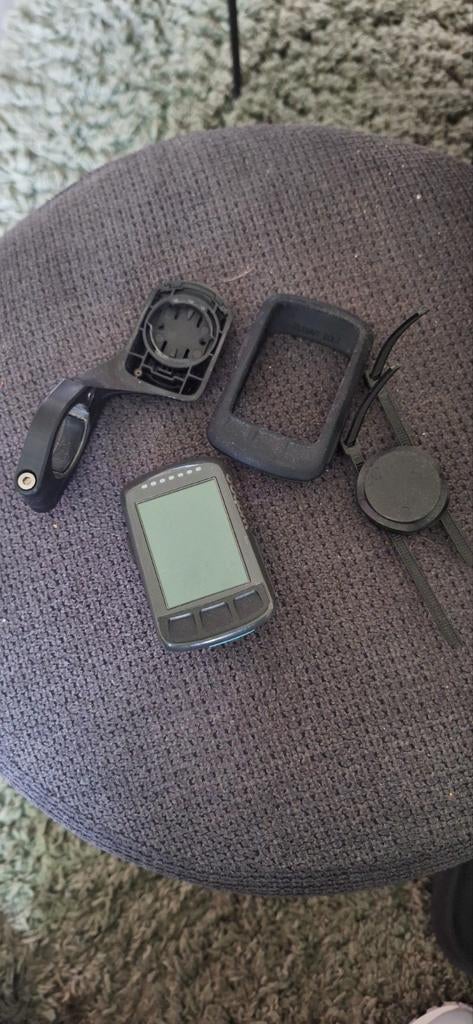 Wahoo elemnt bolt v1 GPS navigatie ,2 stuurhouders ,1 hoesje, Fietsen en Brommers, Fietsaccessoires | Fietscomputers, Ophalen of Verzenden