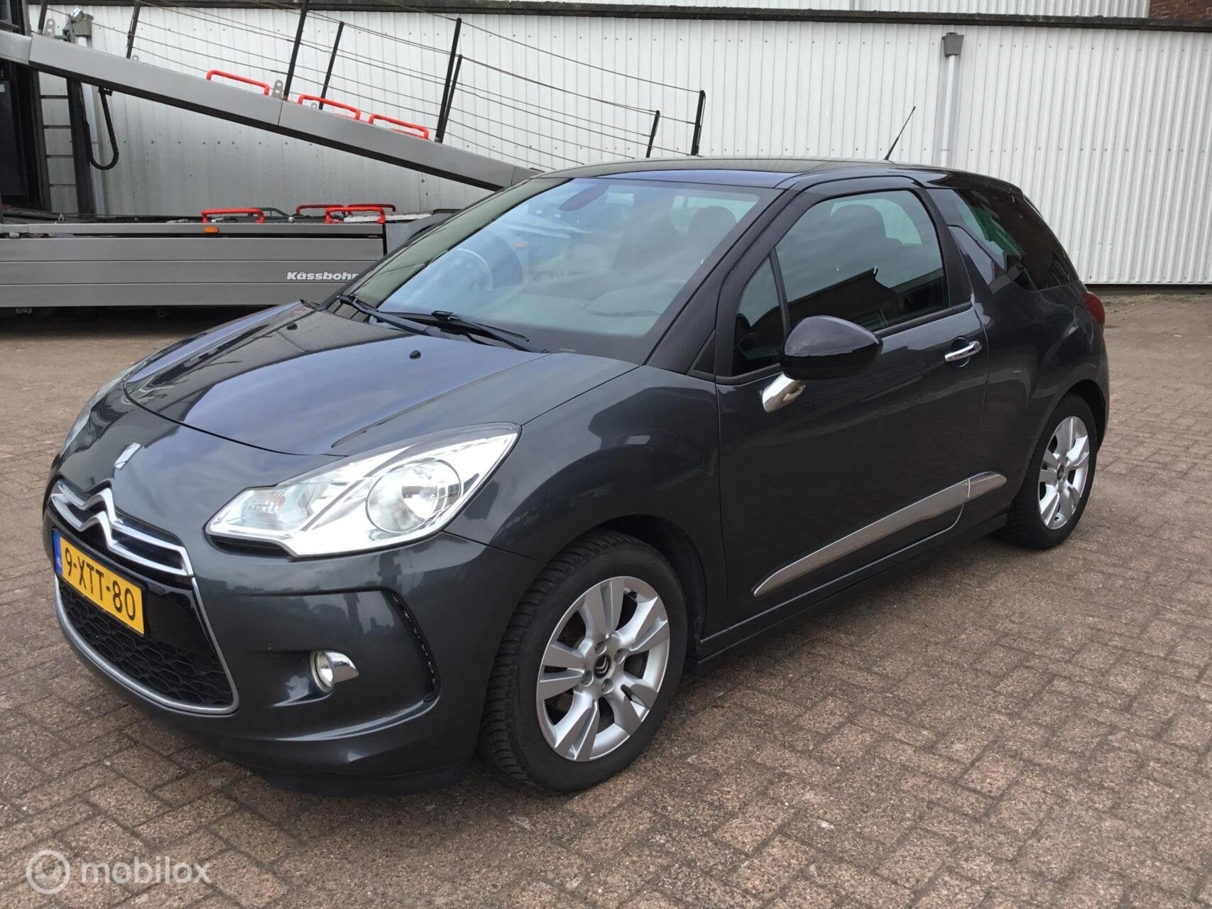 Citroen DS3 1.2 VTi So Chic met nw APK, Voorwielaandrijving, Euro 5, Stof, Gebruikt