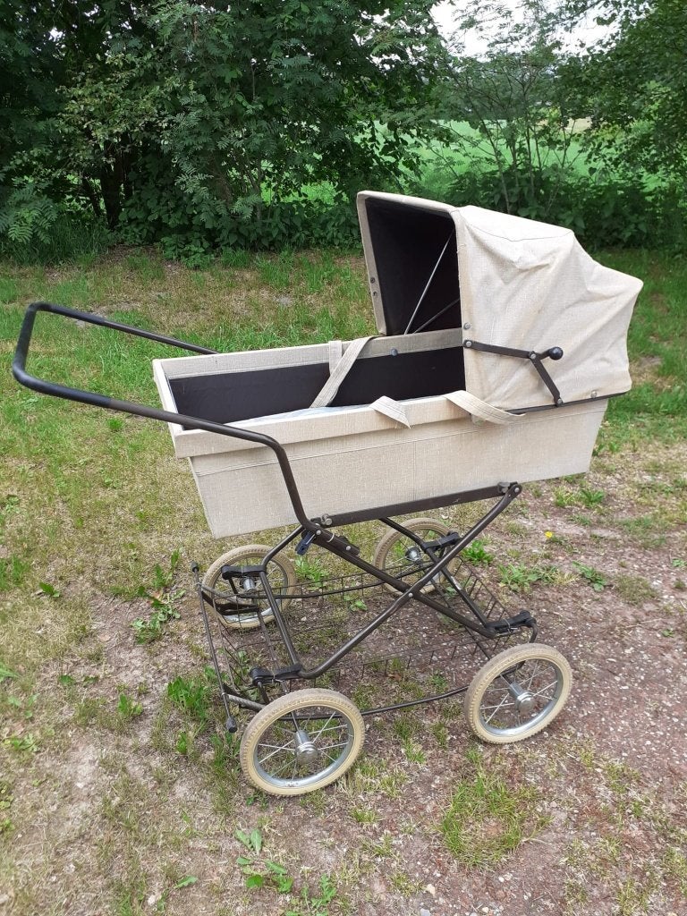Goede retro kinderwagen / combiwagen (1977), met reiswieg, Kinderen en Baby's, Kinderwagens en Combinaties, Overige merken, Gebruikt