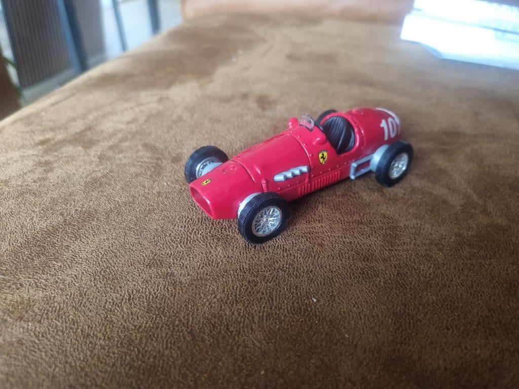 Ferrari 1952 500 F2 Schaalmodel 1/35, Ophalen of Verzenden