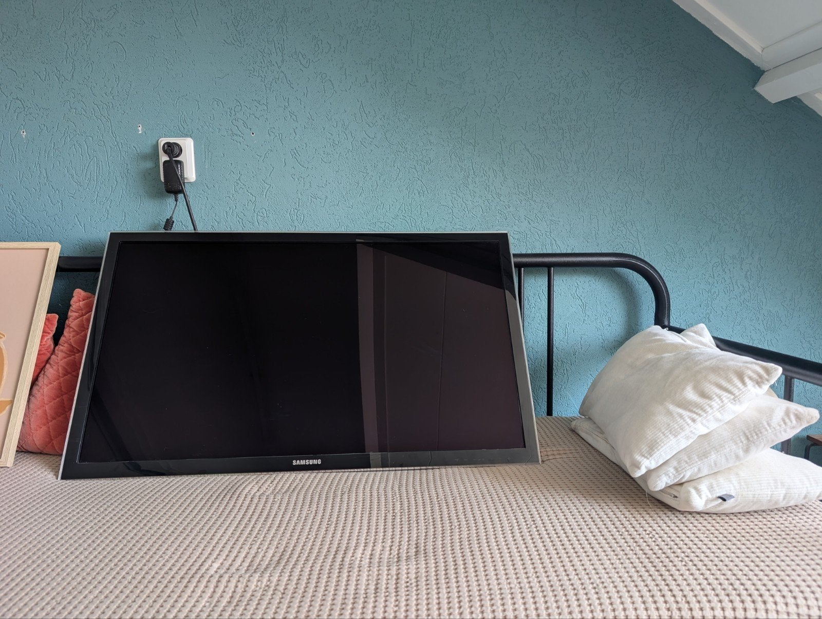 Samsung 40" televisie met 4 x HDMI en platte muurbeugel, Ophalen, Gebruikt, 50 Hz, LCD