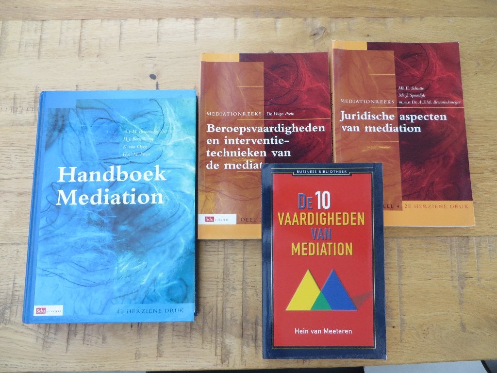 Mediation boeken, Boeken, Diverse auteurs, Zo goed als nieuw, Beta, HBO