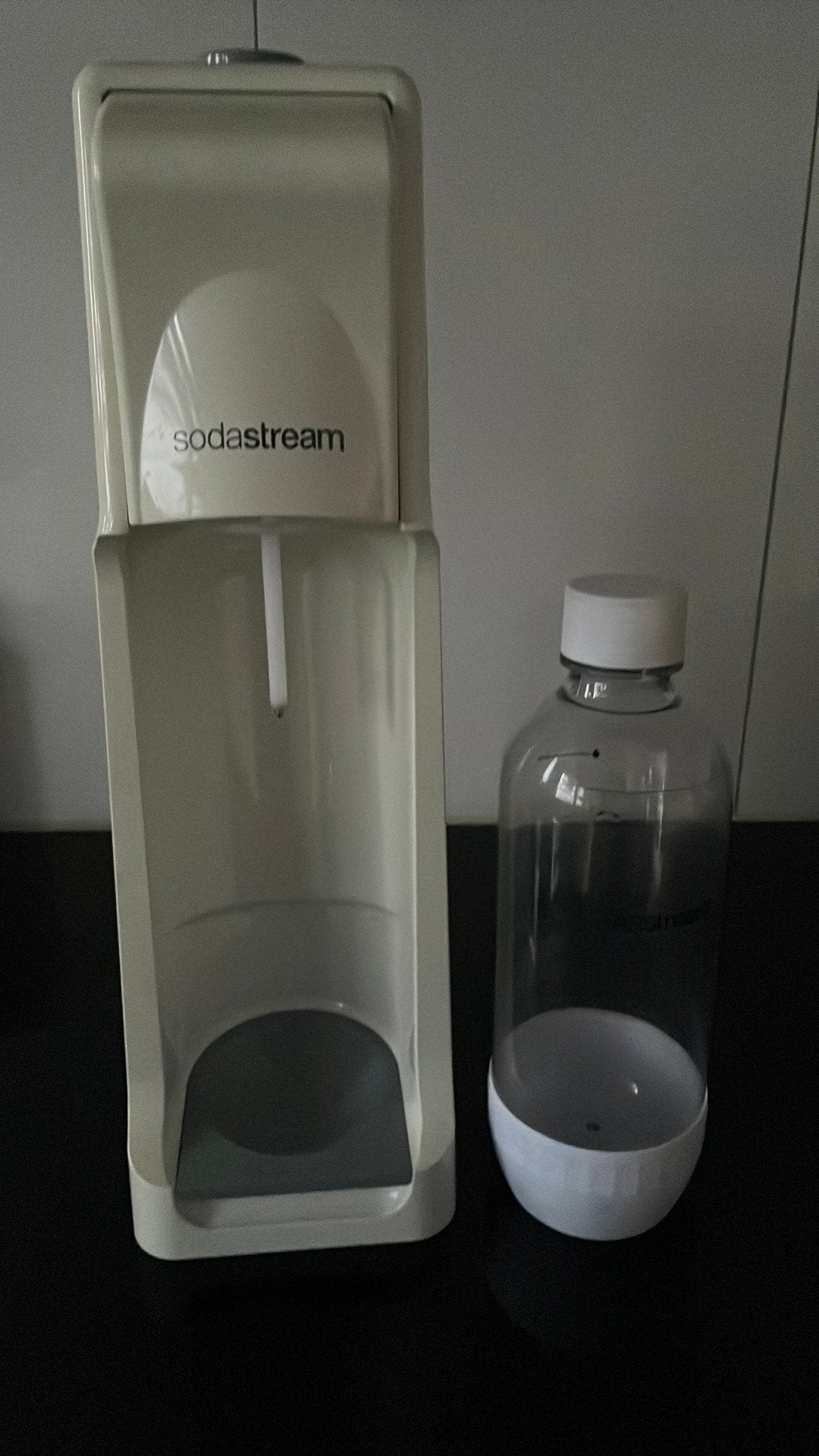 Sodastream apparaat voor bruisend water, Ophalen, Zo goed als nieuw