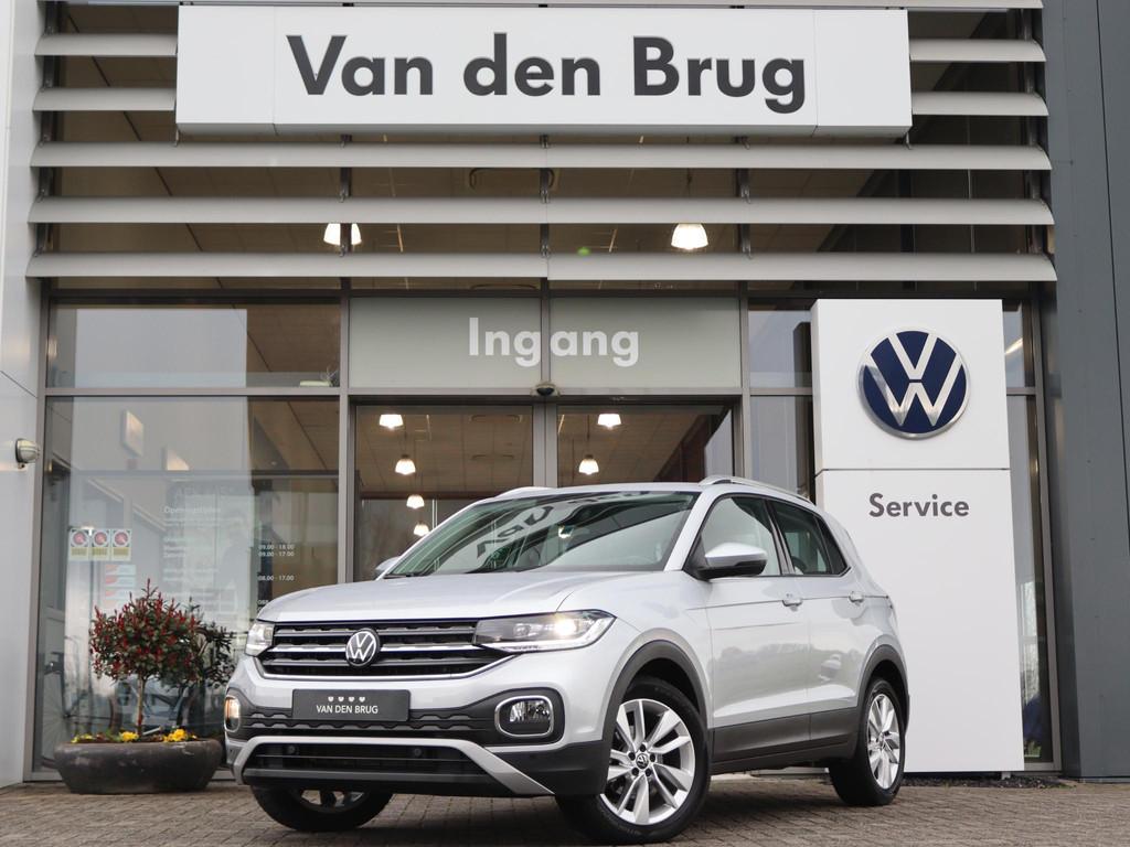 Volkswagen T-Cross 1.5 TSI 150 pk DSG Style | Navigatie | Ap, 4 cilinders, 150 pk, SUV of Terreinwagen, 660 kg