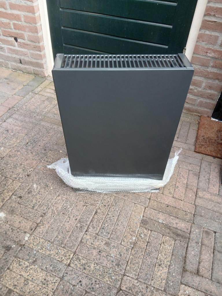 Radiator vlak 600x400, Ophalen, Minder dan 60 cm, Kachel, 30 tot 80 cm