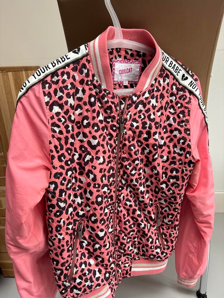 CoolCat Bomberjack Roze Panterprint Meisje maat 170, Ophalen, Zo goed als nieuw, Meisje