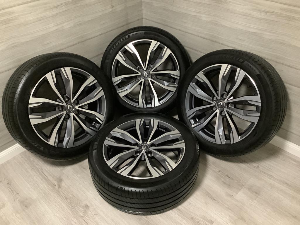Renault MEGANE IV TALISMAN origineel velgen zomerbanden 18, 18 inch, 245 mm, Banden en Velgen, Nieuw