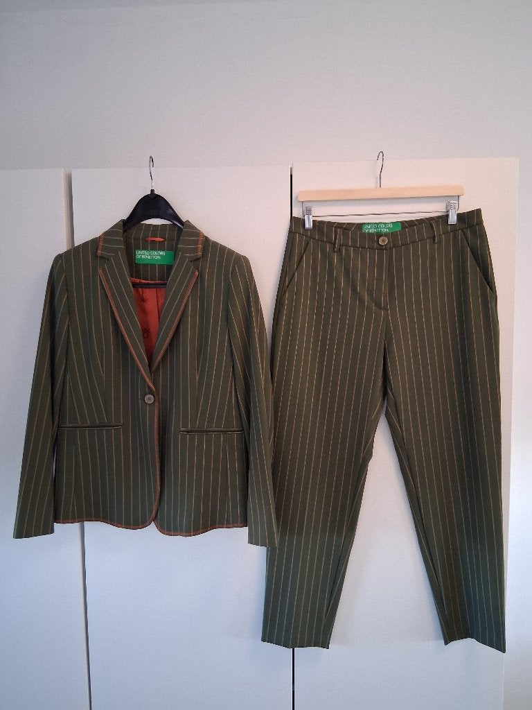Benetton krijtstreep kostuum mt.40 *NIEUW*, Kleding | Dames, Kostuum of Pak, Benetton, Nieuw, Groen