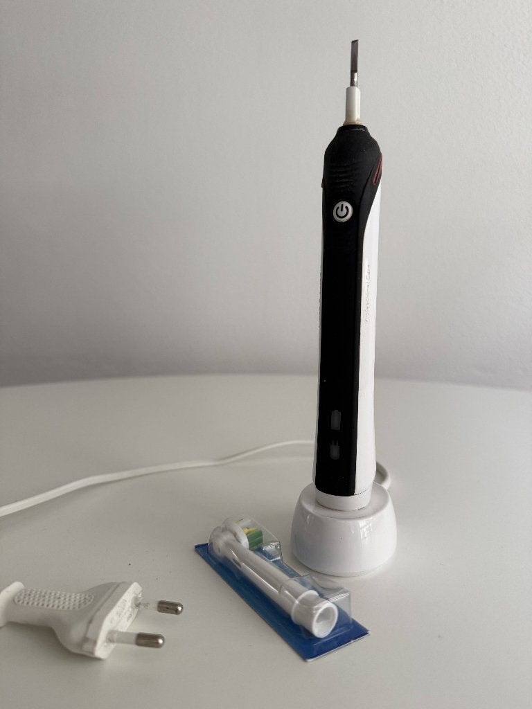 Oral B Pro Care 700, Ophalen of Verzenden, Gebruikt, Tandenborstel