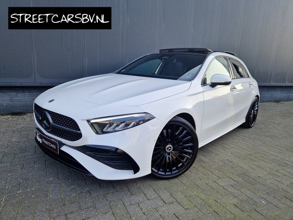 Mercedes-Benz A-klasse 250 4MATIC AMG Facelift /Led /Pano /D, Automaat, 12 maanden, 4 cilinders, Wit