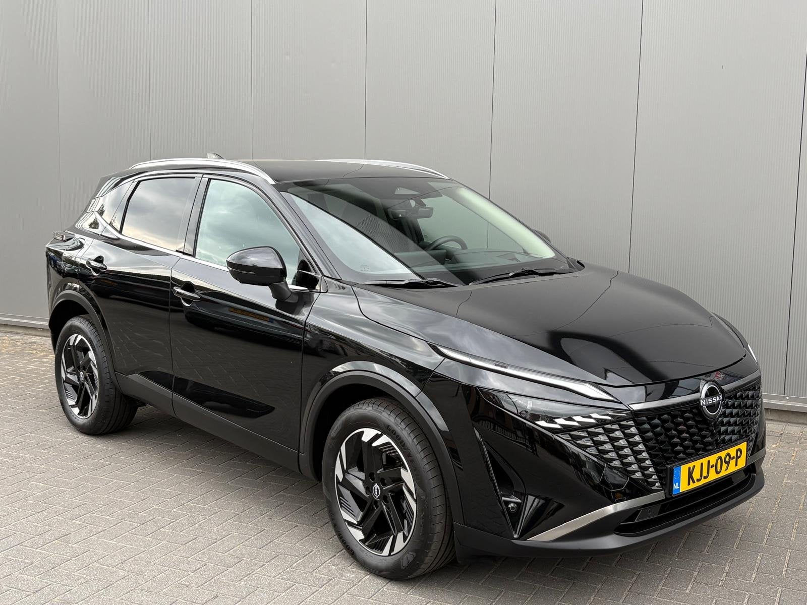 Nissan QASHQAI 1.3DIG-T MHEV 158PK Automaat N-Connecta Panor, Auto's, Nissan, 12 maanden, Euro 6, 4 cilinders, 160 pk