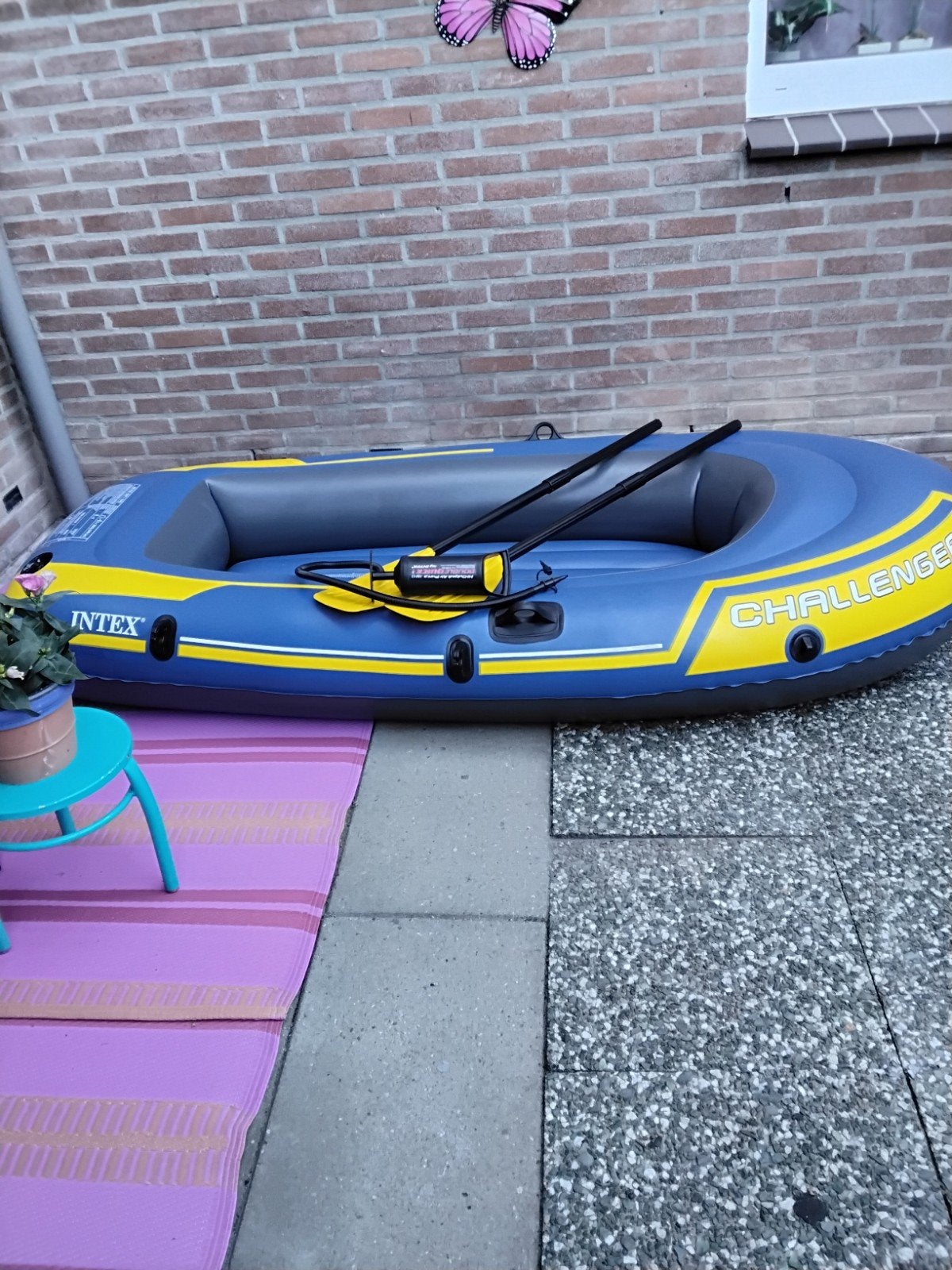 in nieuwstaat een opblaasboot met peddels en pomp, Watersport en Boten, Kano's, Ophalen, Met peddels, Overige typen, Twee personen