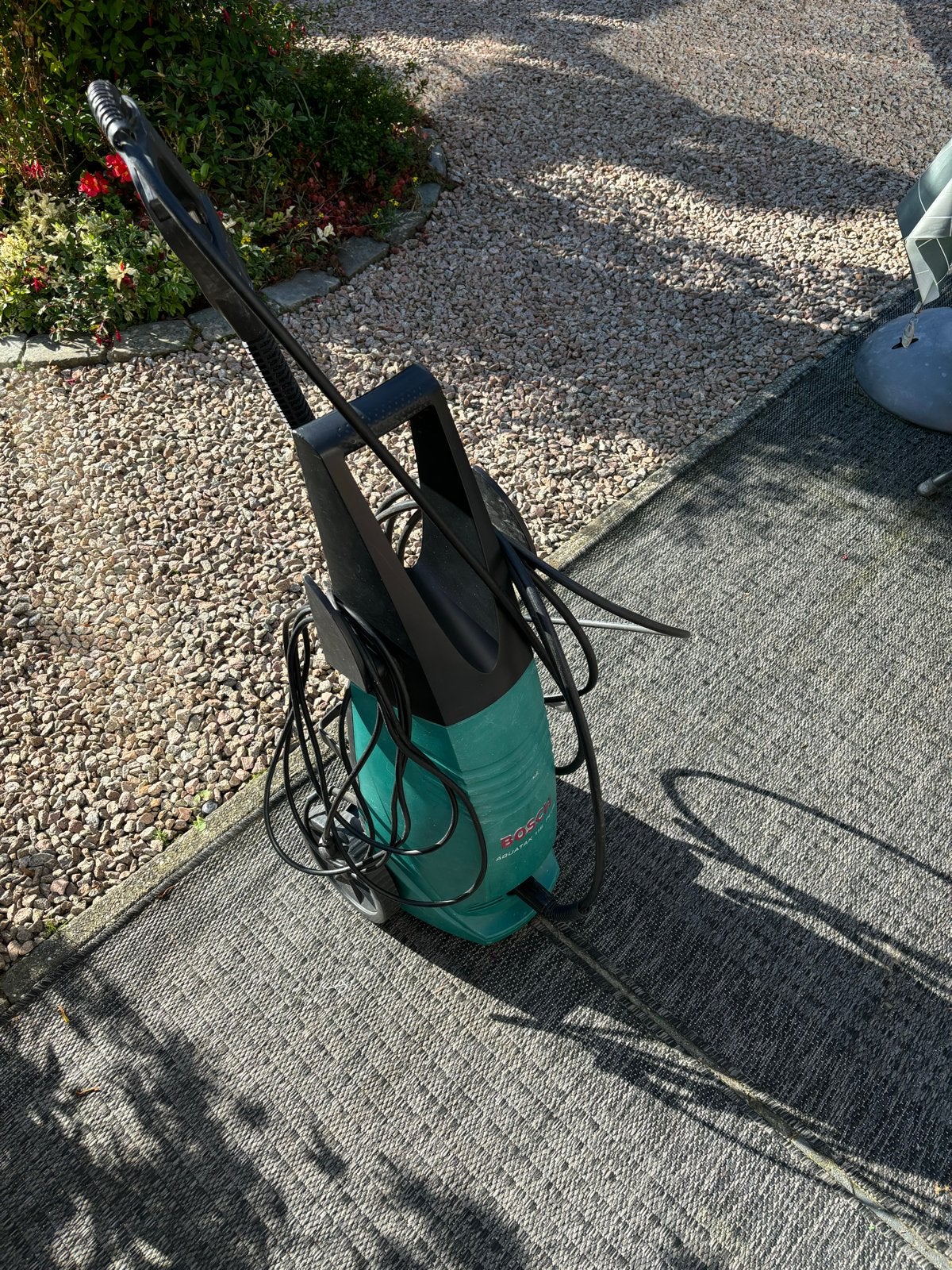 Foto 2 van Bosch Aquatak 110 Plus Hogedrukreiniger