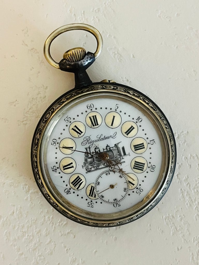 Antiek XL Regulateur zakhorloge met trein, Overige merken, Overige materialen, Zakhorloge, Ophalen of Verzenden