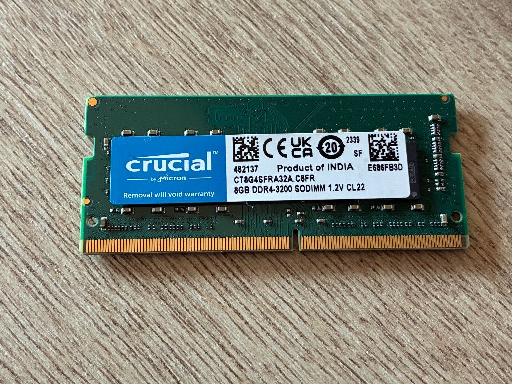 Crucial CT8G4SFRA32A - 8GB RAM - DDR4 - SODIMM - 3200MHz, Computers en Software, DDR4, Ophalen of Verzenden, Zo goed als nieuw