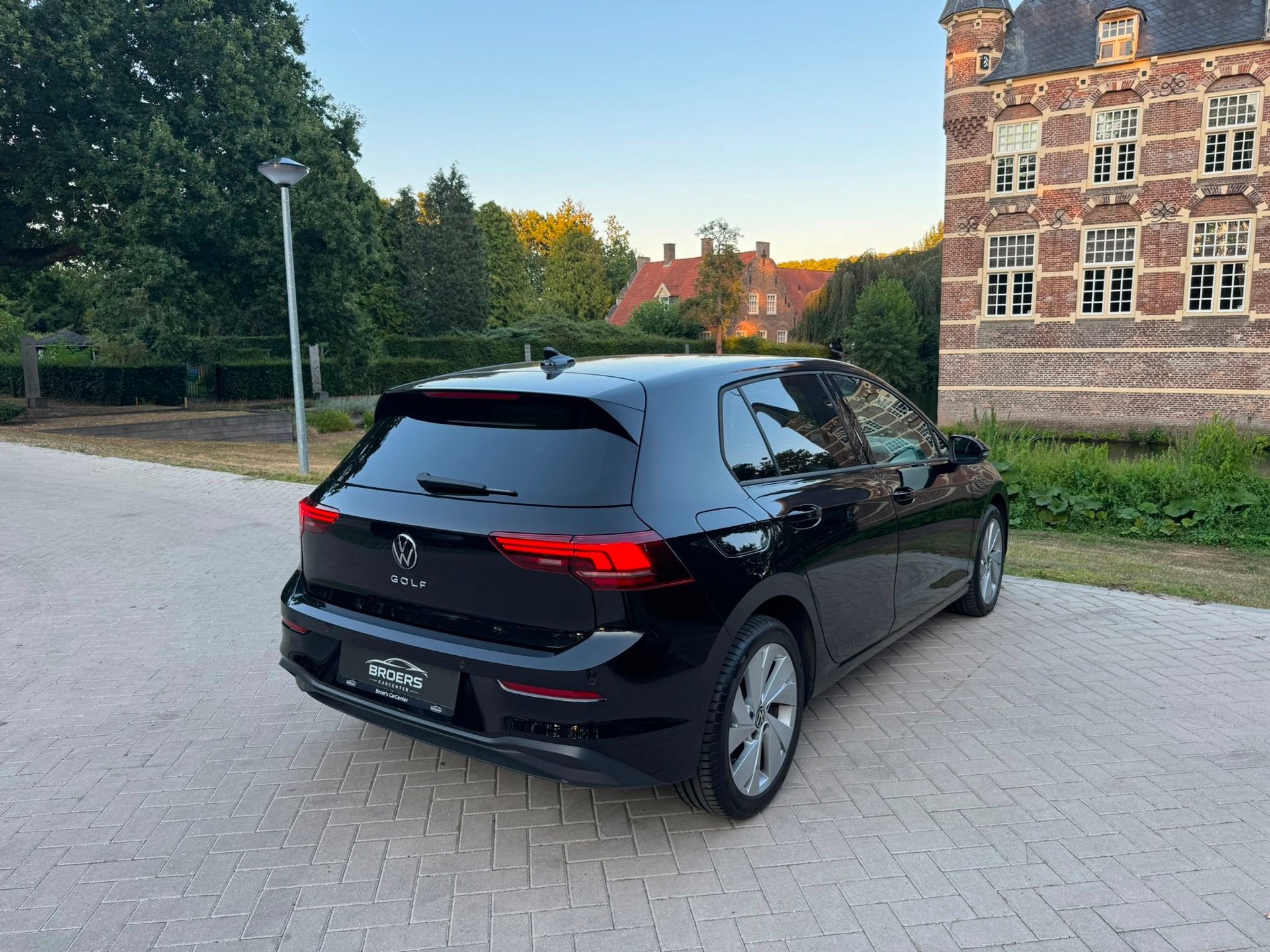 Volkswagen Golf 1.5 TSI Life Edition|CLIMA|GROOT SCHERM|CARP, Voorwielaandrijving, Stof, Gebruikt, Zwart