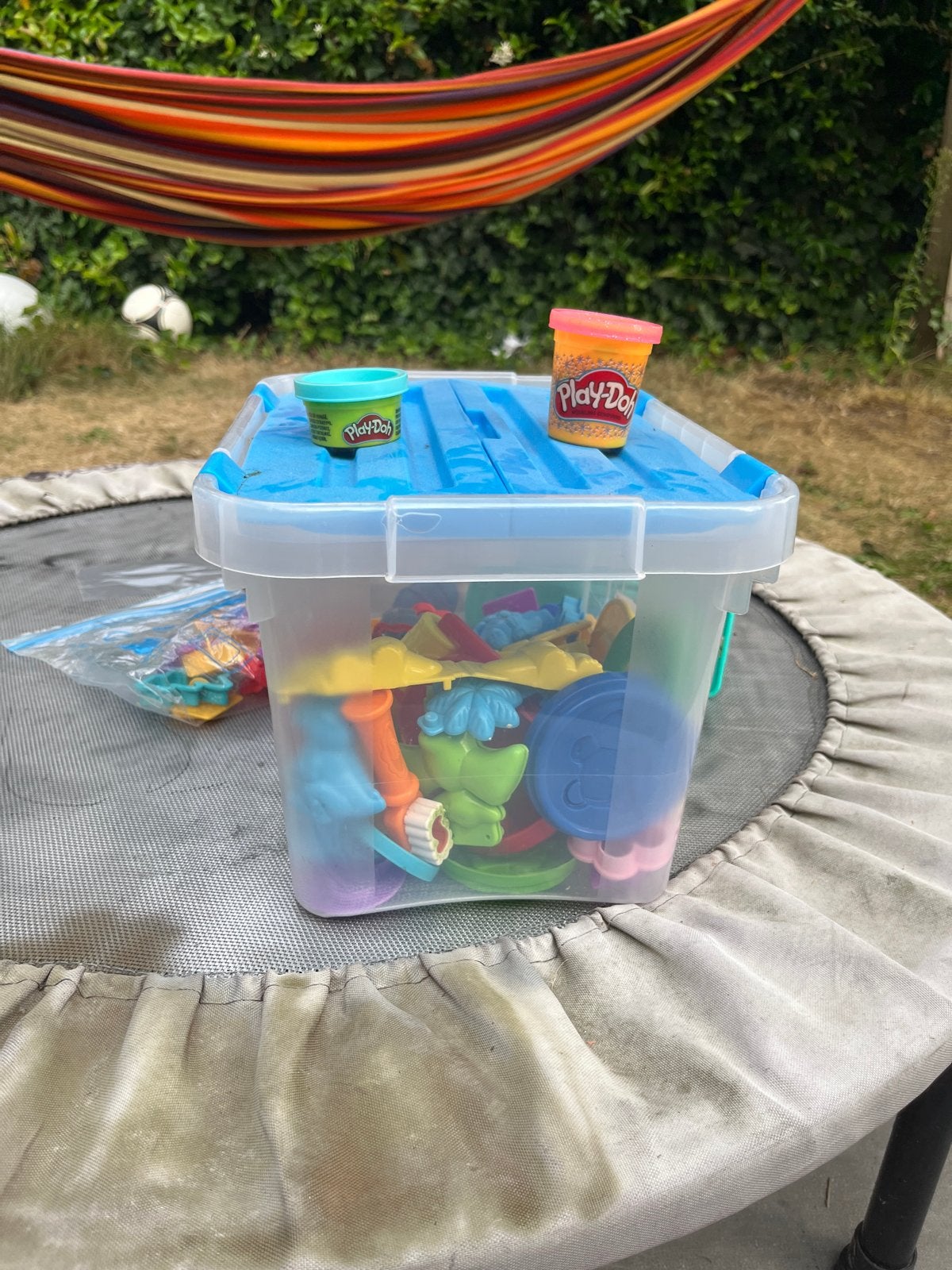 Play-Doh klei en vormpjes in opbergbox, Ophalen, Gebruikt, Jongen of Meisje