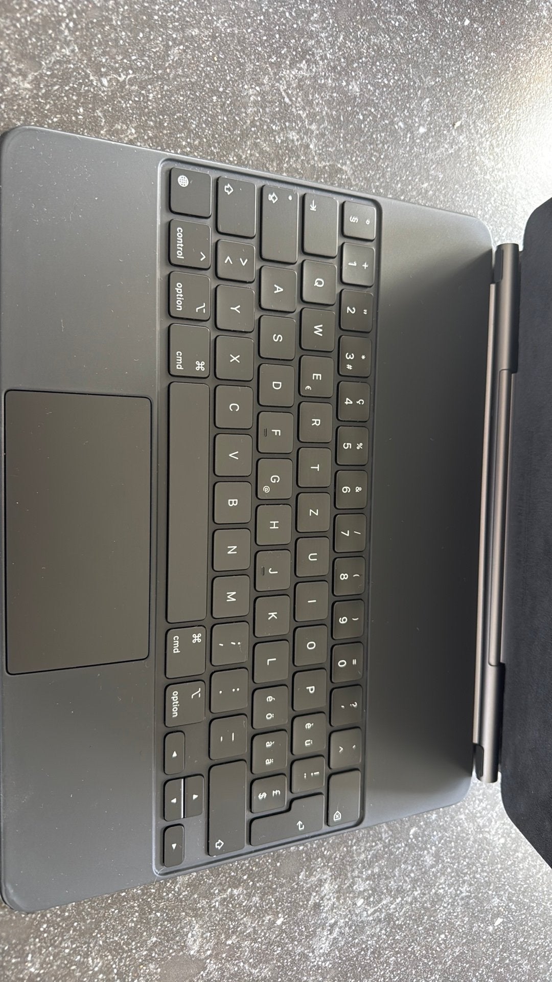 Ipad pro 12.9 generatie 5 toetsbord, Ophalen of Verzenden, Zo goed als nieuw, 12 inch, Bescherming voor- en achterkant