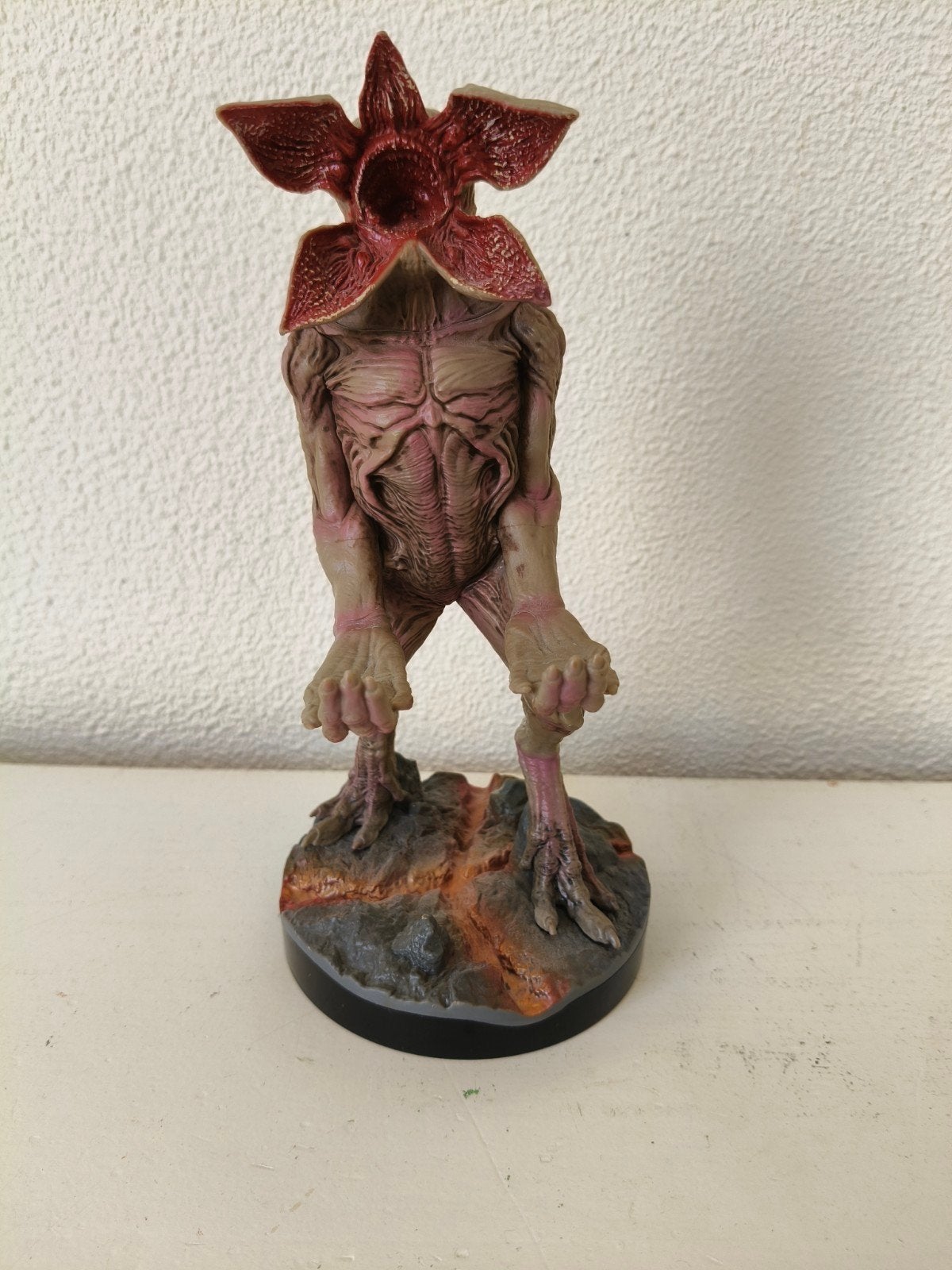 Stranger Things Demogorgon Cable Guy - 20cm hoog, Ophalen of Verzenden, Zo goed als nieuw