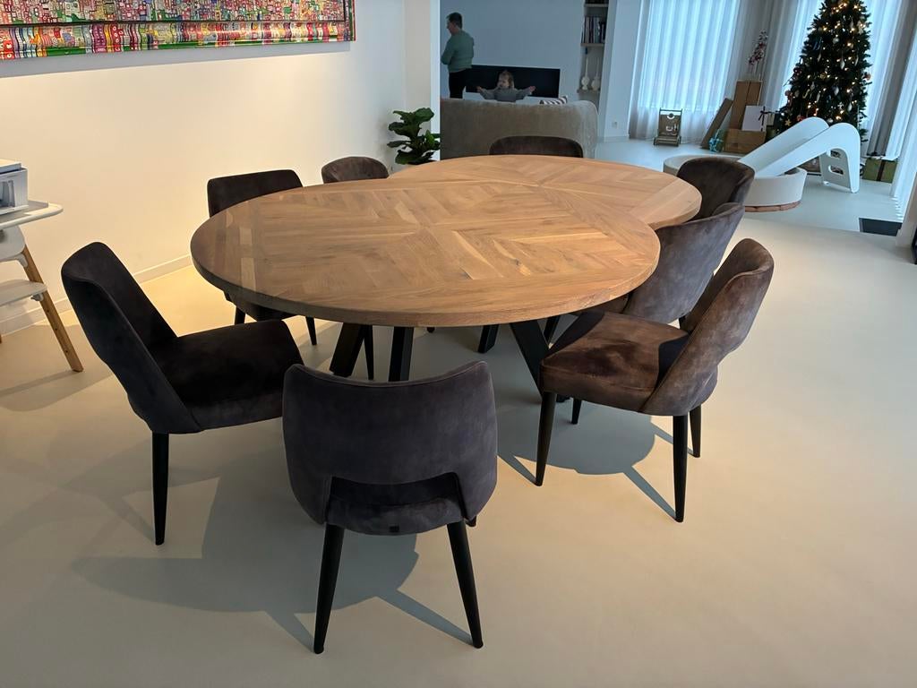PTMD Eikenhouten Ronde Tafels met 8 Adore Stoffen Stoelen, Ophalen, 100 tot 150 cm, Zo goed als nieuw, Vijf personen of meer