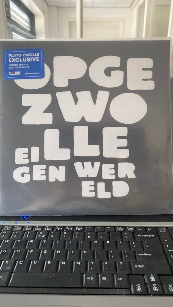 OPGEZWOLLE;EIGEN WERELD, 2000 tot heden, Overige formaten, Colored vinyl, Ophalen of Verzenden