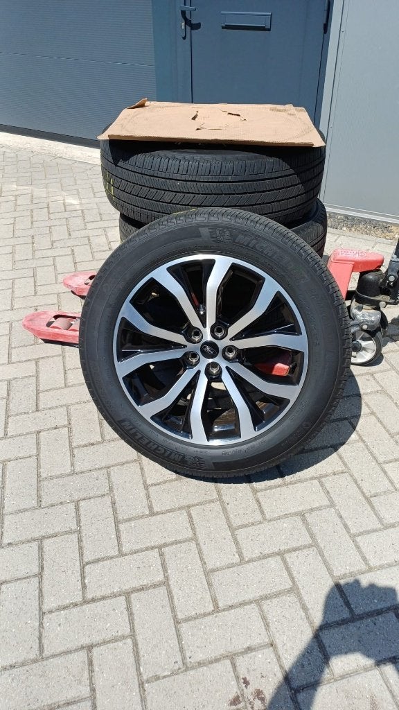 Ford Explorer velgen incl. banden all season, Auto-onderdelen, Banden en Velgen, Ophalen, Gebruikt, 255 mm, Banden en Velgen