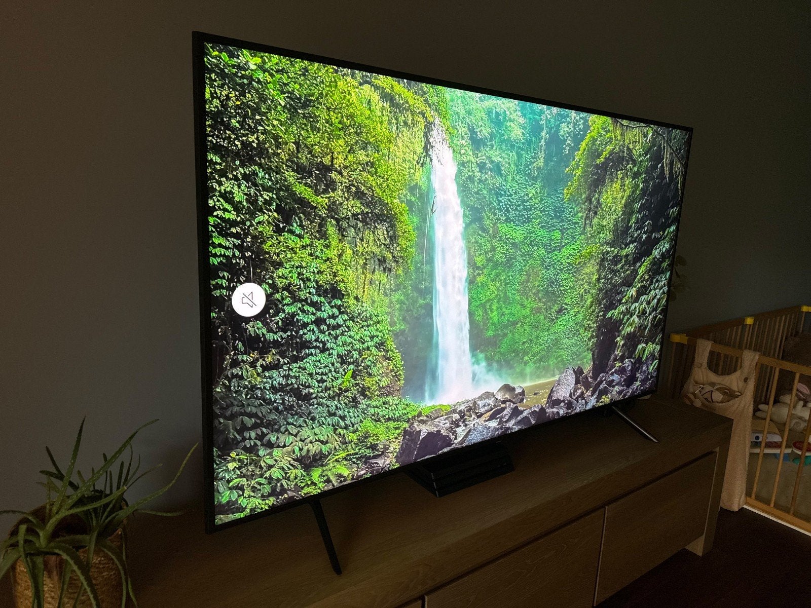 Samsung 75" QLED 4K Smart TV (QE75Q60R) – topstaat, Ophalen, QLED, Zo goed als nieuw, Samsung