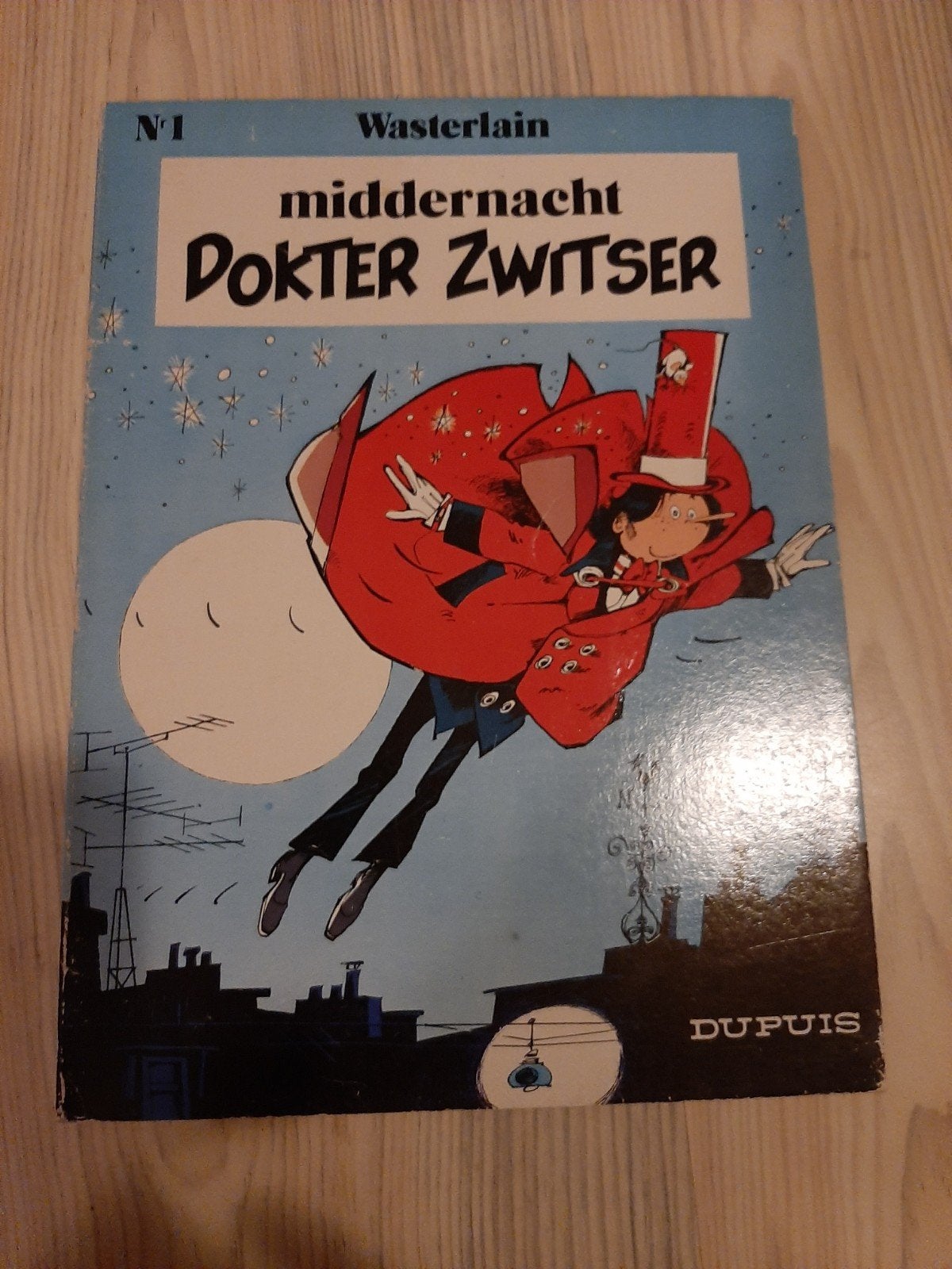 Dokter Zwitser - Middernacht (nr. 1) - Stripboek, Ophalen of Verzenden