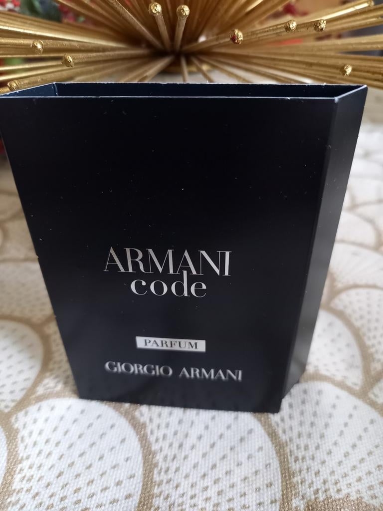 Proefje  Armani Code Parfum, Sieraden, Tassen en Uiterlijk, Uiterlijk | Parfum, Ophalen of Verzenden