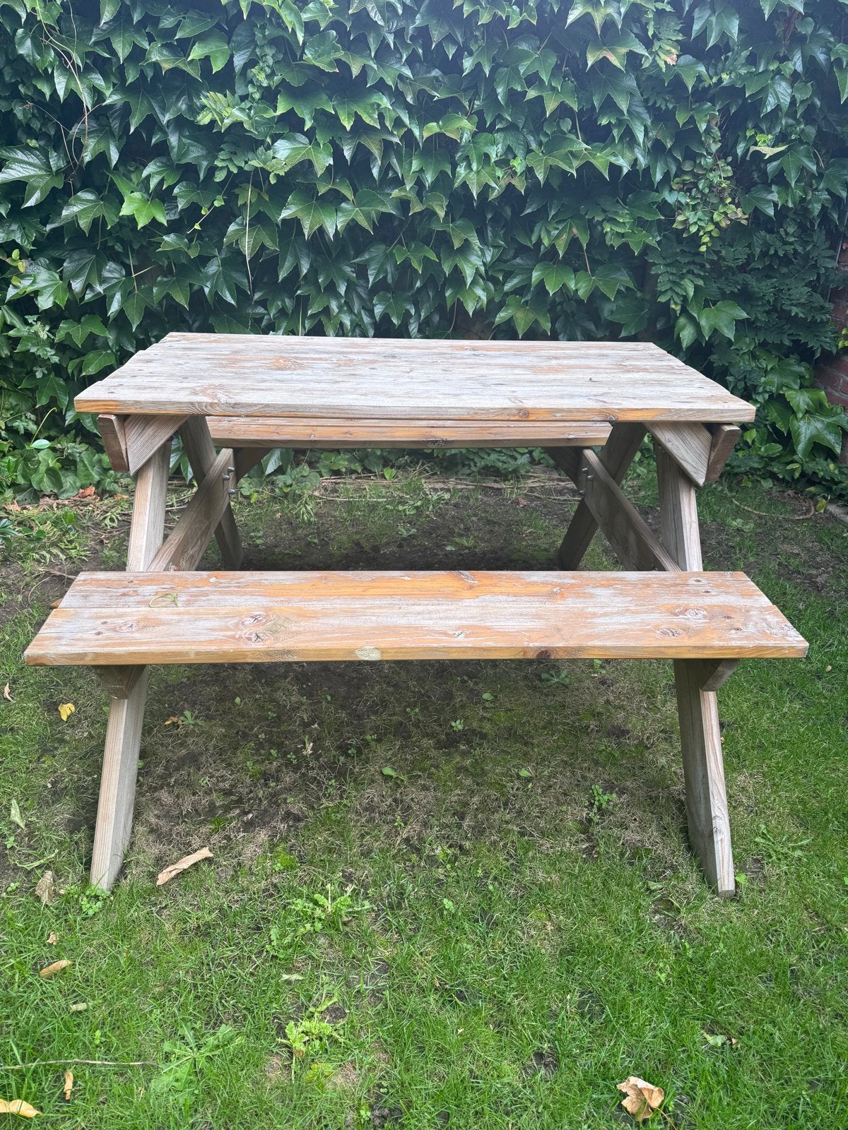 Schattige picknickbank voor kleine tuinen, Tuin en Terras, Ophalen, Gebruikt, Rechthoekig, Hout
