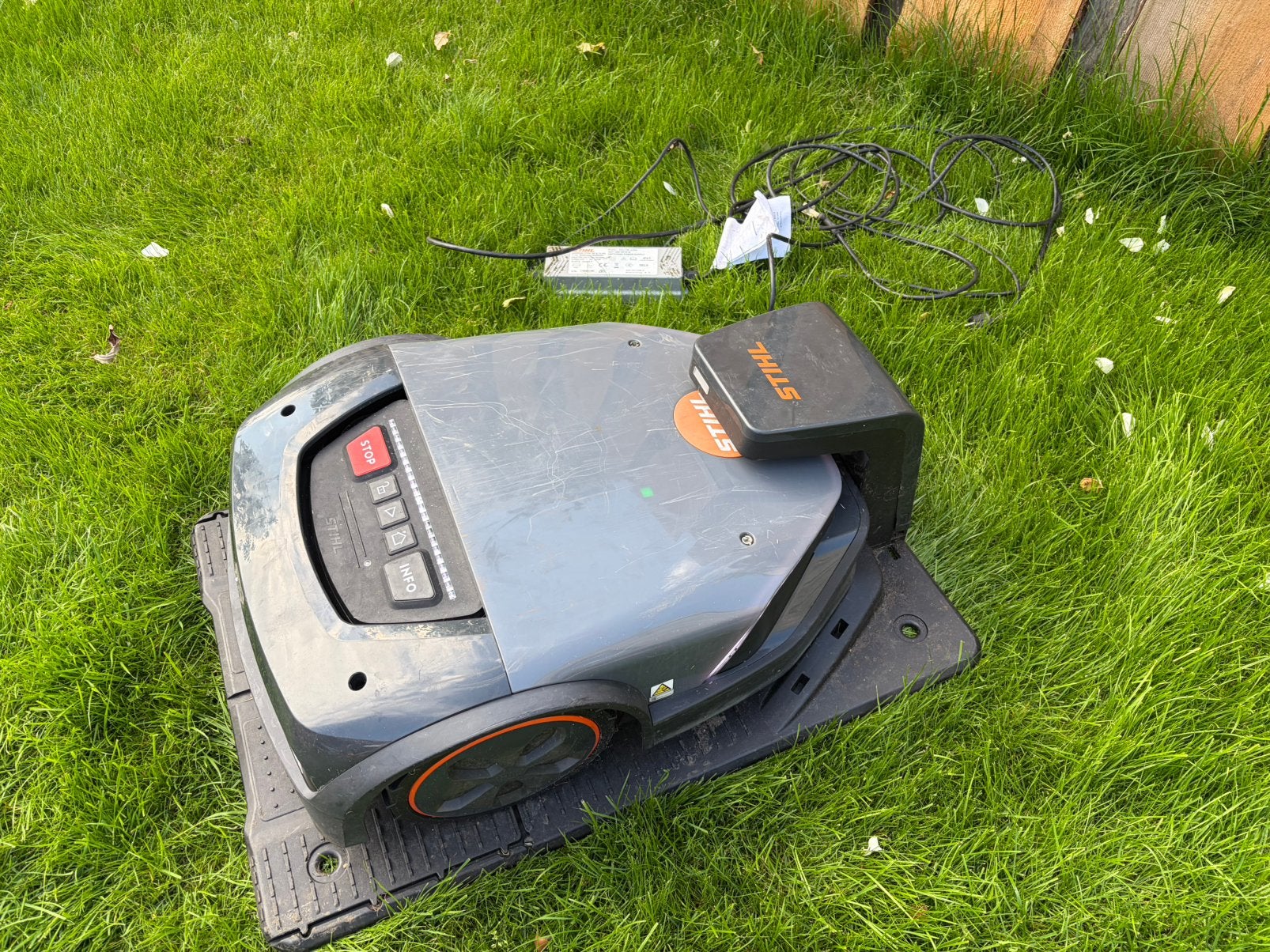 Stihl imow 7 evo robotmaaier, Ophalen, Zo goed als nieuw, 20 tot 25 cm