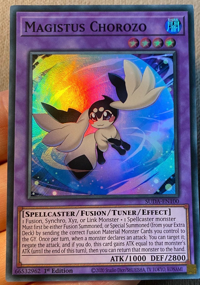 Yu-Gi-Oh! Magistus Chorozo SUDA 1st Edition !, Ophalen of Verzenden, Zo goed als nieuw, Losse kaart, Foil