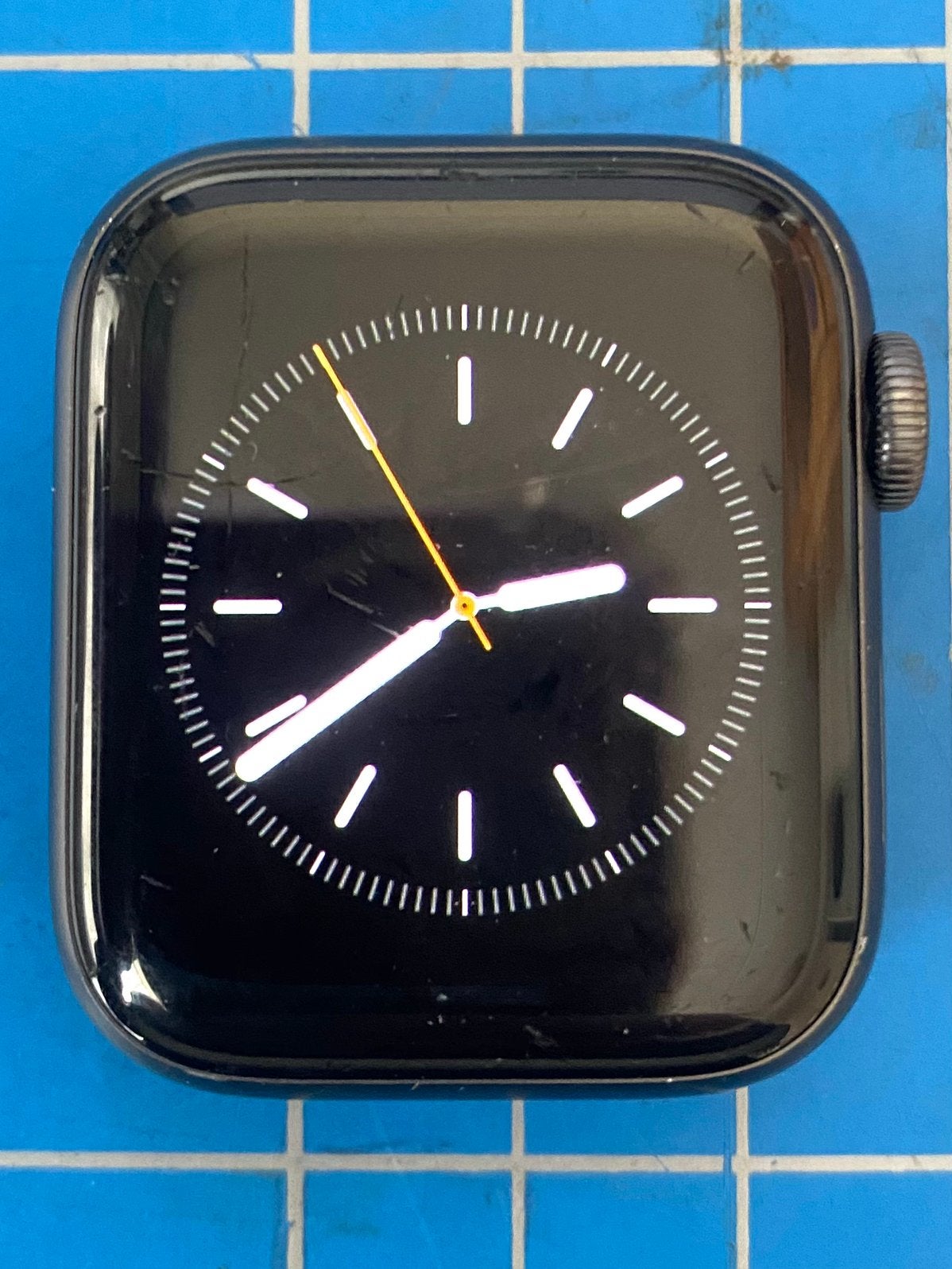 Apple watch series 5  40mm, Sieraden, Tassen en Uiterlijk, Smartwatches, Gebruikt, Zwart, IOS, Ophalen of Verzenden