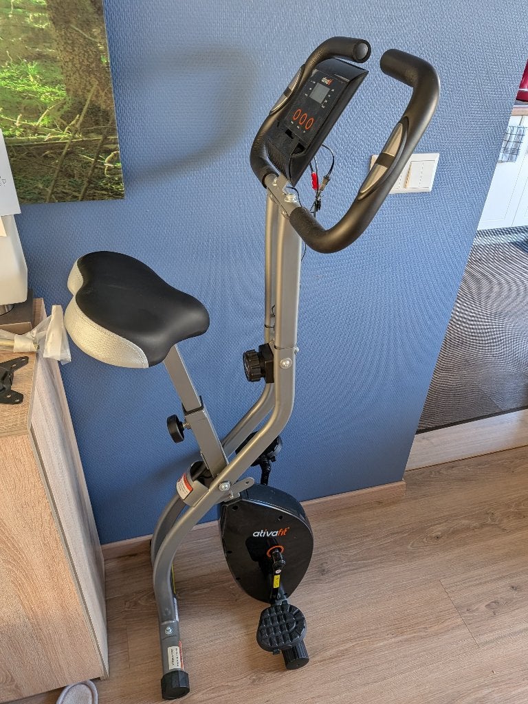 Opvouwbare hometrainer fiets, Ophalen, Zo goed als nieuw, Metaal, Benen