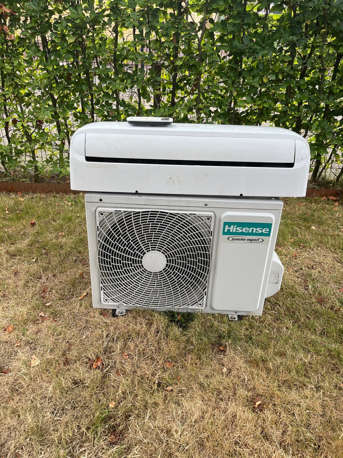Hisense Airco met afstandsbediening - Koelen en Verwarmen, Witgoed en Apparatuur, Airco's, Ophalen, Gebruikt, Minder dan 60 m³