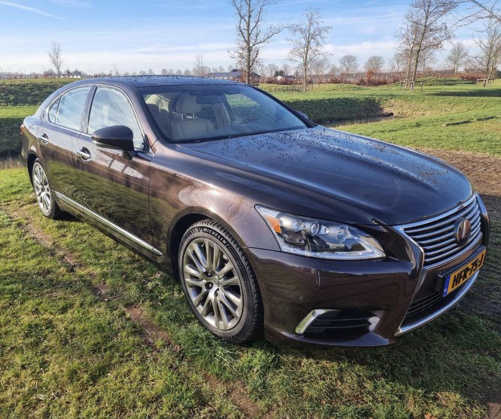 Lexus LS600h President Line - Full Option - 5.0L V8 Hybrid, Auto's, Lexus, Automaat, Bruin, Vierwielaandrijving, 445 pk