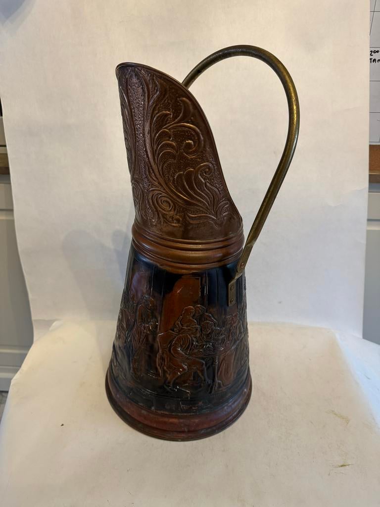 Antiek Koperen kolen bak met Reliëf, Antiek en Kunst, Antiek | Koper en Brons, Ophalen of Verzenden, Koper