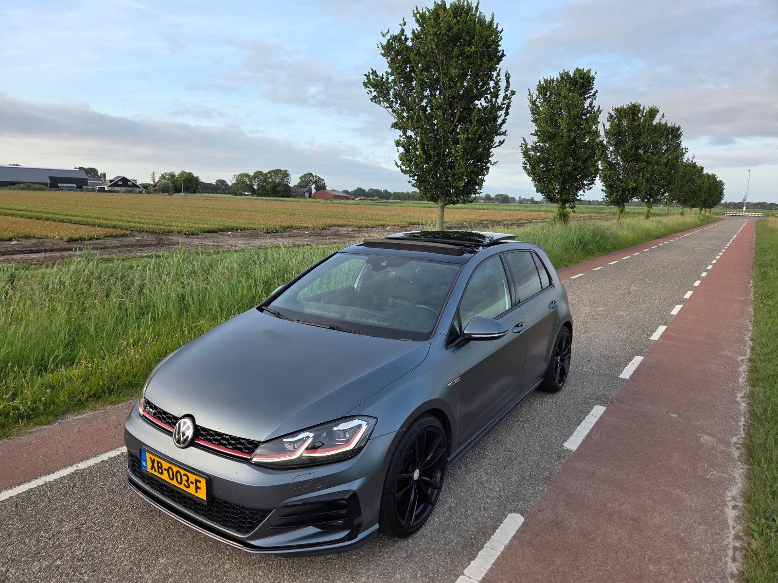 VW GOLF 7.5 2.0 GTI PERF 245PK AUT PANO BLIND LANE FRONT CAM, Stof, 4 cilinders, 1984 cc, 245 pk