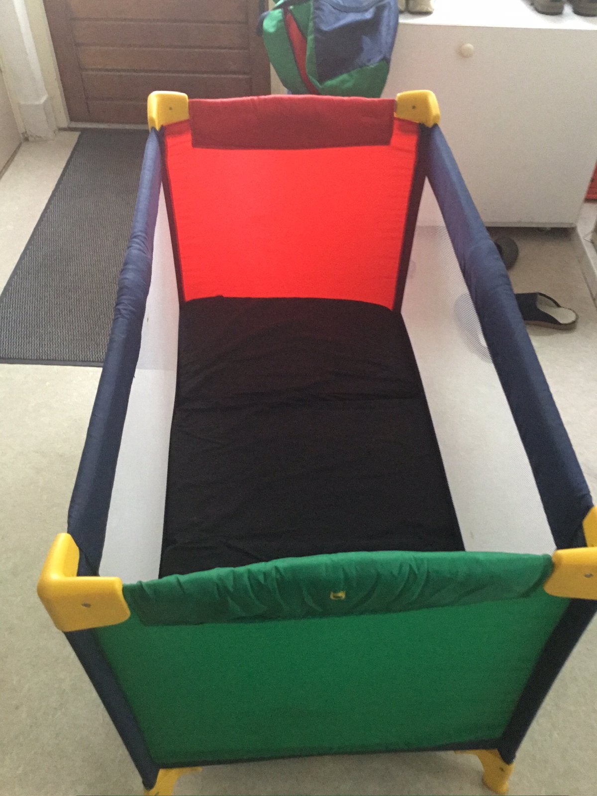 Camping bed., Kinderen en Baby's, Babywiegjes en Ledikanten, Ophalen, Zo goed als nieuw, Reisbedje