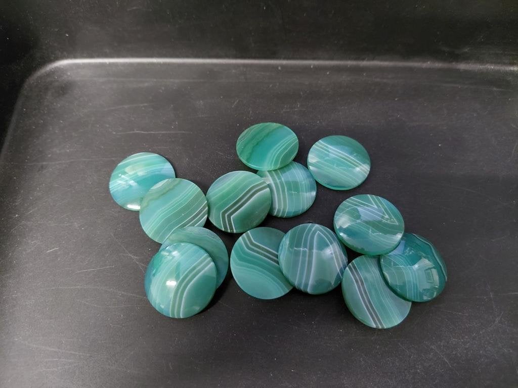 Lot met verschillende gekleurde groene agaat cabochons, Ophalen of Verzenden