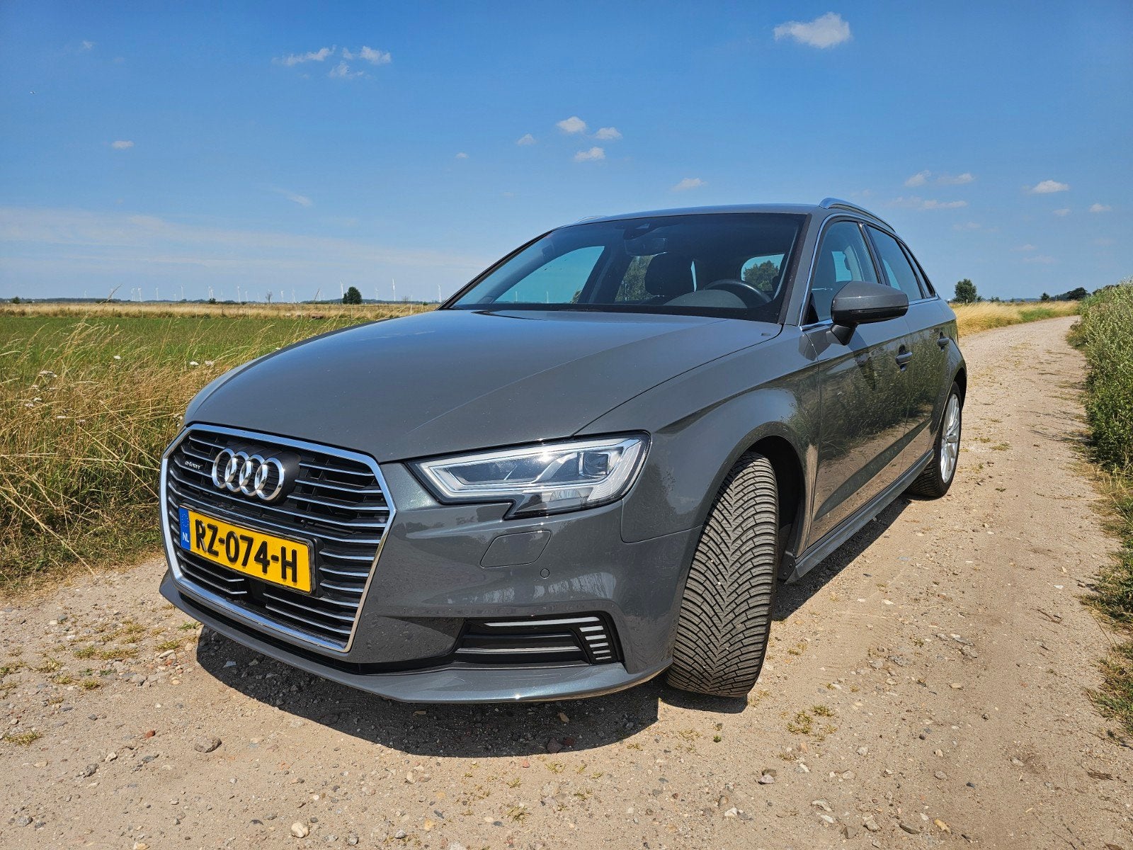 Audi A3 1.4 Tfsi 204pk E-tron S Tronic 2016 Grijs, Auto's, Audi, 4 cilinders, Leder en Stof, 1395 cc, 149 pk