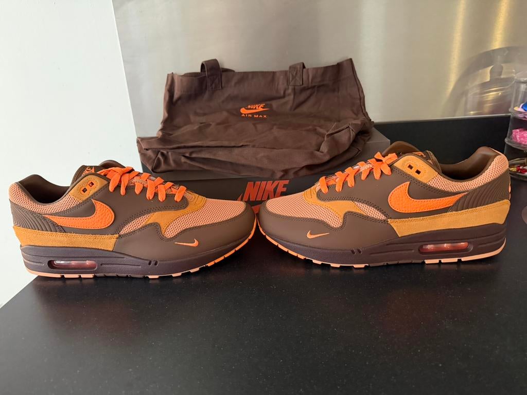 Air max 1 kingsday US11/EU45, Ophalen, Zo goed als nieuw, Overige kleuren