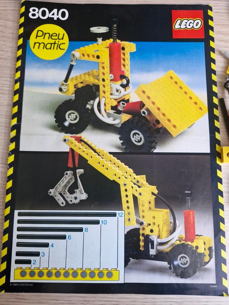 Lego Technic 8040 Pneumatic (1984), Kinderen en Baby's, Speelgoed | Duplo en Lego, Gebruikt, Lego, Losse stenen, Ophalen of Verzenden
