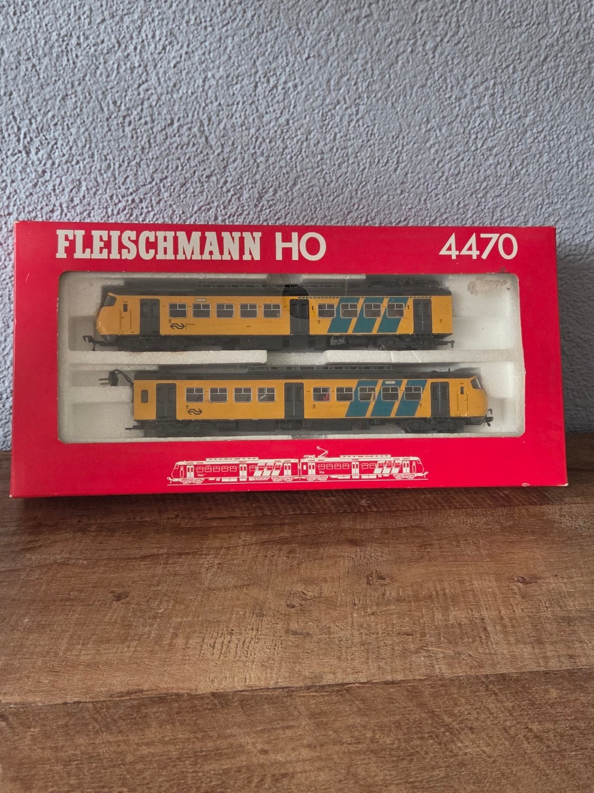 Fleischmann HO 4470 NS Treinstel - Zo goed als nieuw, Hobby en Vrije tijd, Treinset, Fleischmann, Ophalen of Verzenden, NS