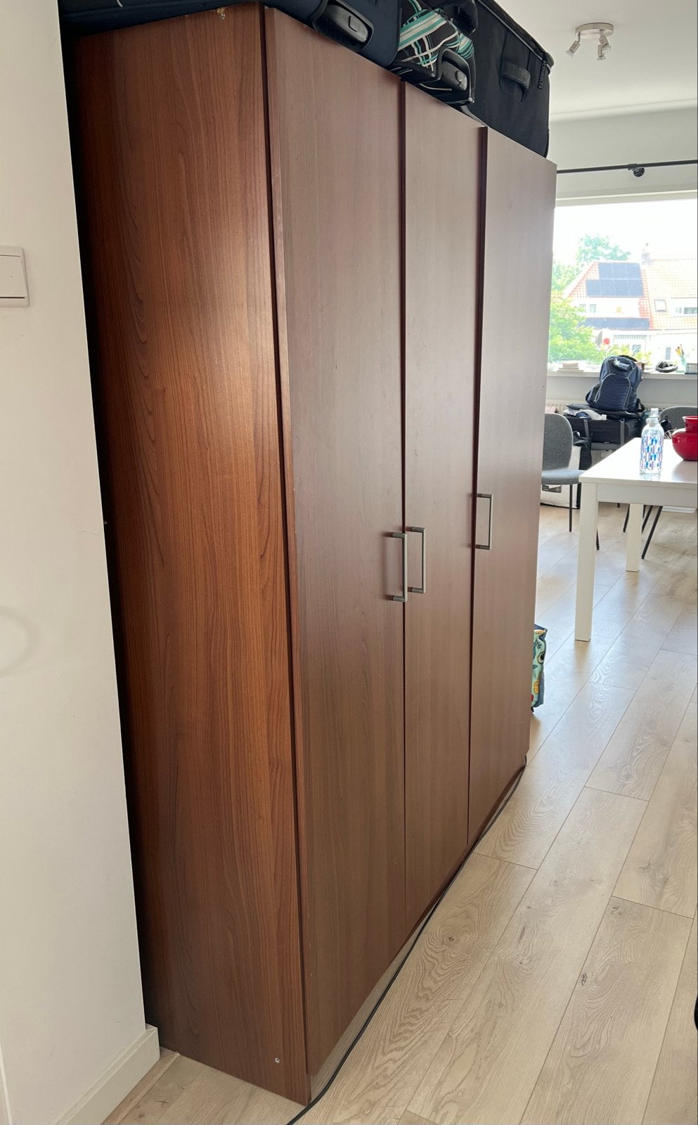 Ruime kledingkast met hang- en legruimte, Huis en Inrichting, Kasten | Kledingkasten, Ophalen, Gebruikt, 100 tot 150 cm, 200 cm of meer