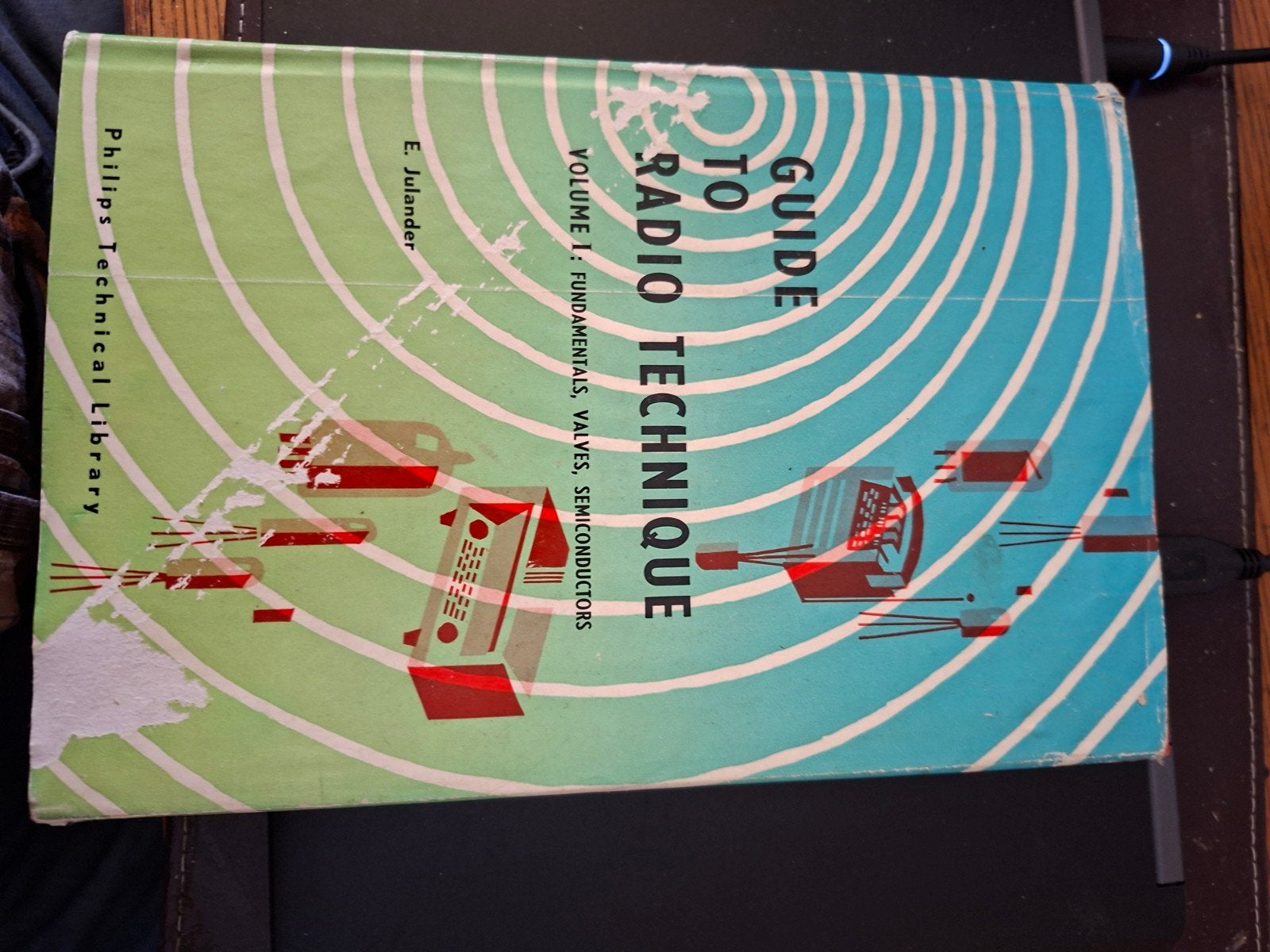 Guide to Radio Technique Vol. 1 - E. Julander (1965), Ophalen of Verzenden, Gelezen, Elektrotechniek, E. Julander