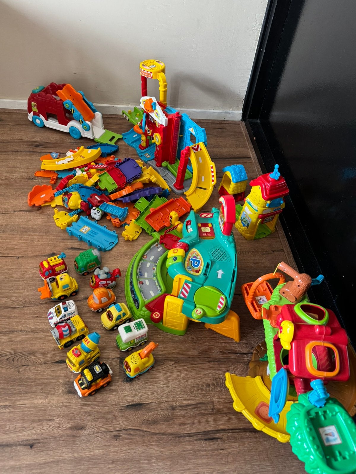 Vtech toet toet autos verzameling, Ophalen, Gebruikt, 2 tot 4 jaar