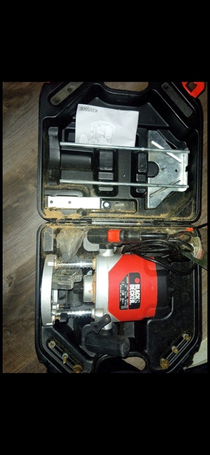 Black & Decker bovenfrees in koffer nieuw, Doe-het-zelf en Verbouw, Gereedschap | Freesmachines, Gebruikt, Ophalen of Verzenden