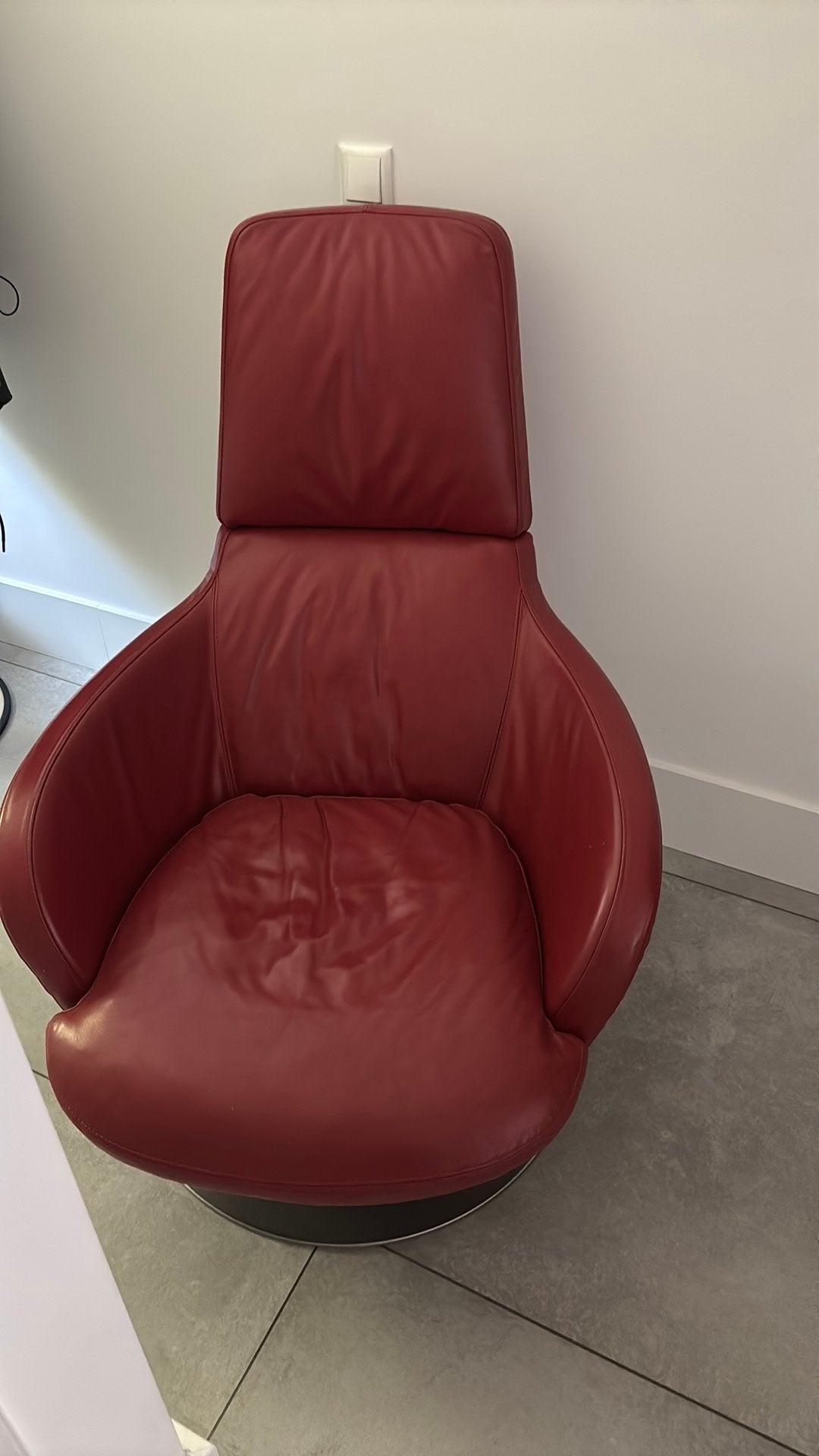 Draai fauteuil van merk Natuzzi, Ophalen, Gebruikt, Minder dan 75 cm, Leer