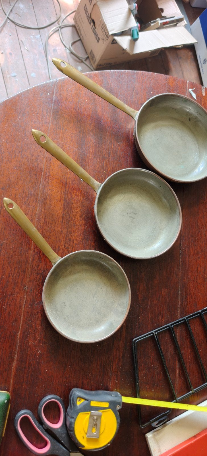Vintage koperen pannenset (3-delig) – Ø 16, 18 en 20 cm, Verzenden